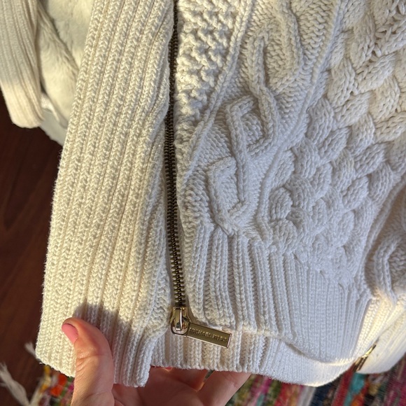 Michael Kors Cream Cable Knit Women’s Sweater - Picture 4 of 4